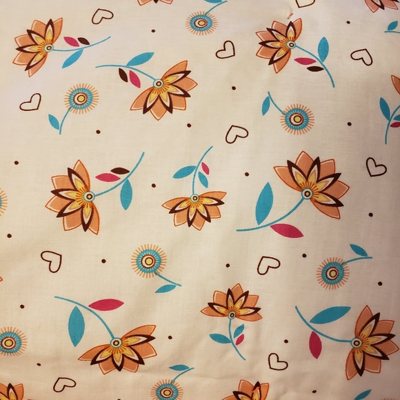 Hand-made Lap Quilt or for Baby, Toddler or Small Child - Picture 2 of 8